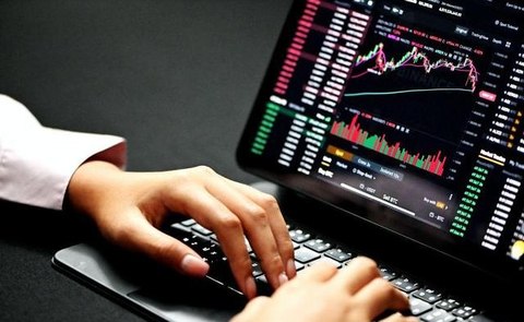 最受欢迎的配资平台:2026年行业权威榜单与深度解析 最受欢迎的配资平台:2026年行业权威榜单与深度解析